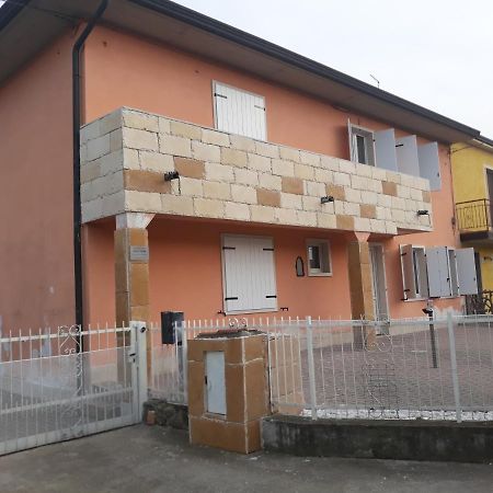 Le Tre Stelle Panzió Ronco allʼAdige Kültér fotó